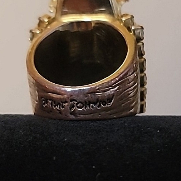 Vintage BETSEY JOHNSON Hollywood Glam Collection Tiger Motif Cocktail Ring. 7 - Picture 8 of 8